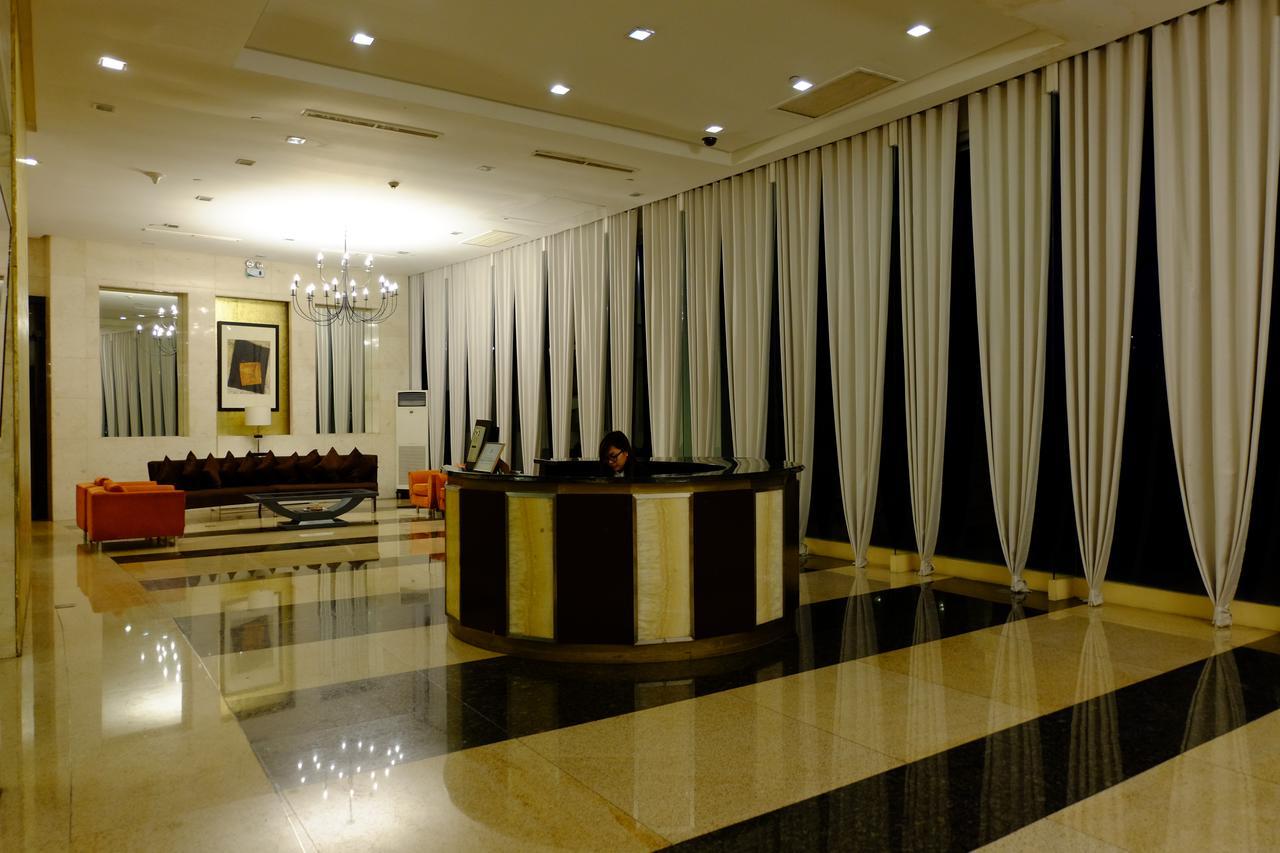Bellagio Towers By Stays Ph Makati City Exterior photo