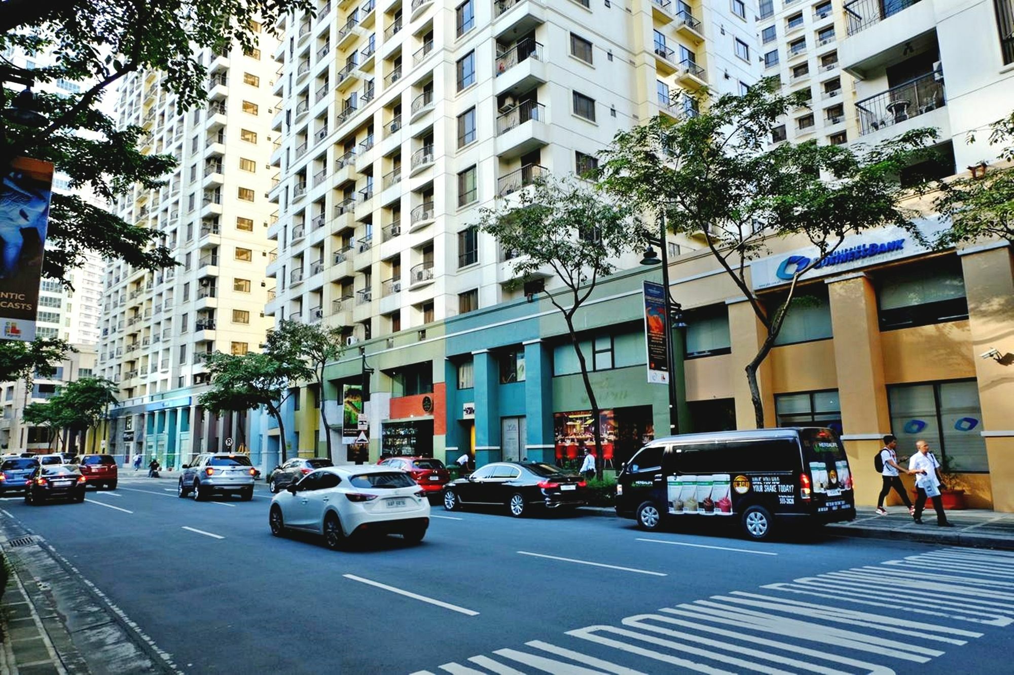 Bellagio Towers By Stays Ph Makati City Exterior photo